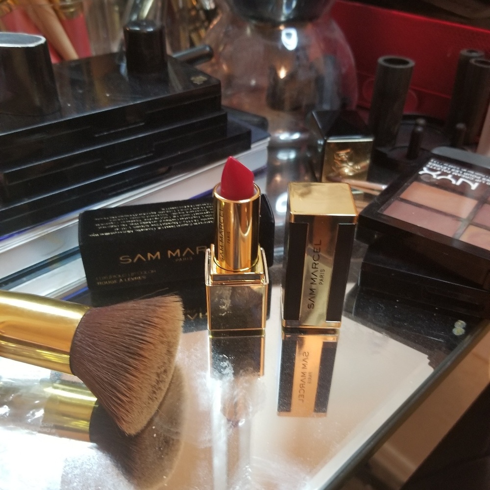 Belle Satin Lipstick